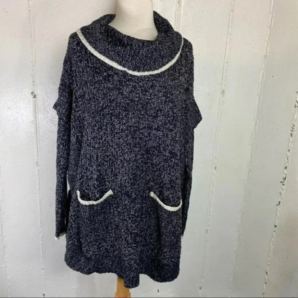 ALYA M/L black/white cowl neck sweater/ poncho